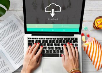 Torrentai: kas tai? Ar jų naudojimas teisėtas? Kokios pasekmės, jei būsite pagauti?