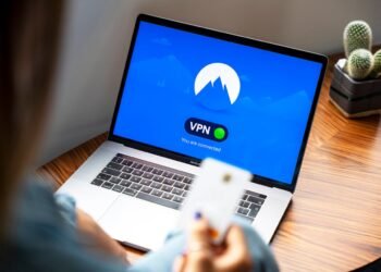 Kas yra NordVPN „Double VPN“ ir kodėl verta jį naudoti?